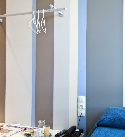 غرفة قياسية, Hostal La Creu