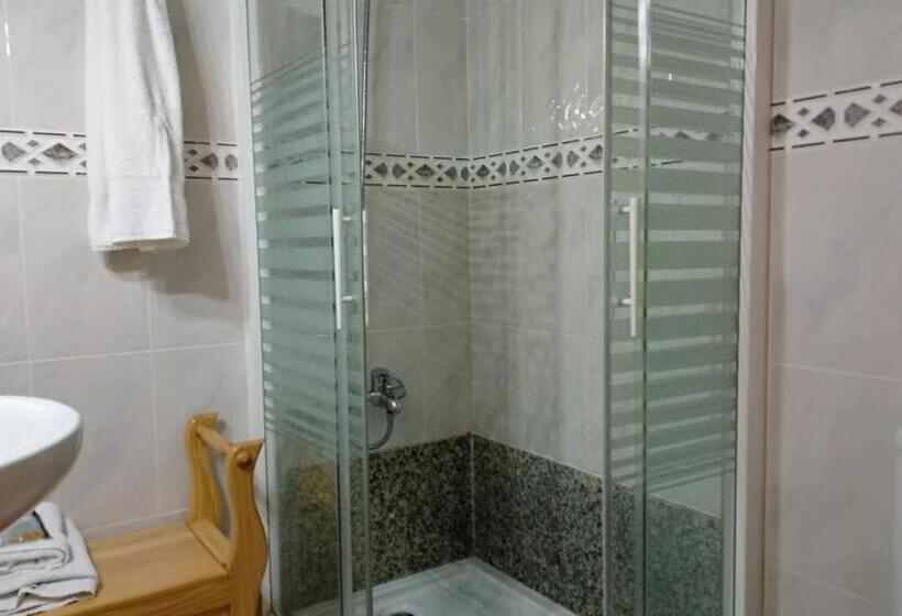 标准间带露台, Hostal Almenara
