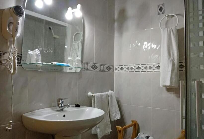 Номер Стандарт, Hostal Almenara