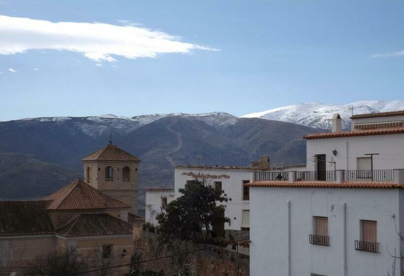 غرفة قياسية ثلاثية, Casa Rural Entresierras