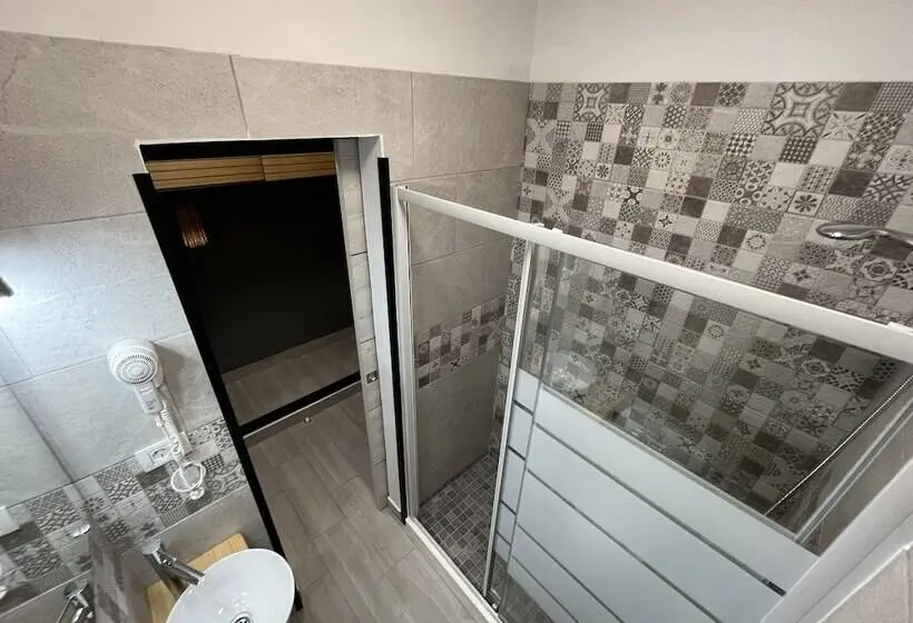 Standard-huone, Pension Cassandra