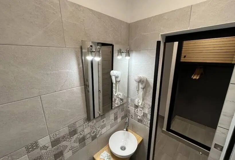Standard-huone, Pension Cassandra