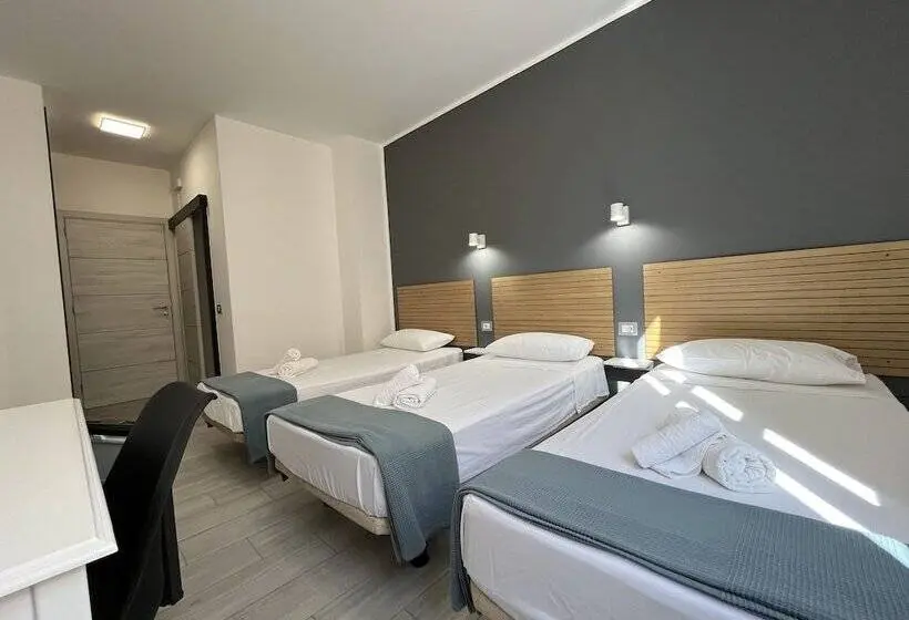 Standard Kolmen Hengen Huone, Pension Cassandra