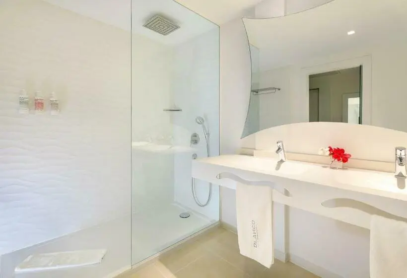 Superior Room with Terrace, Blanco Hotel Formentera