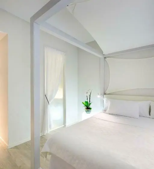 Superior Room with Terrace, Blanco Hotel Formentera