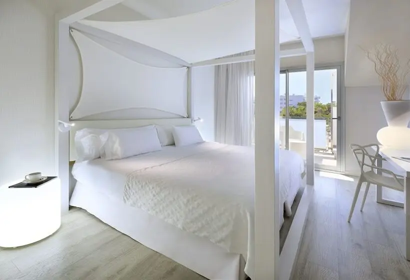 Superior Room with Terrace, Blanco Hotel Formentera