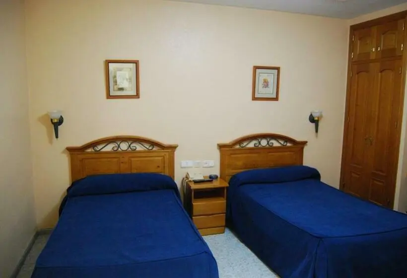 Standard-huone, Balisa