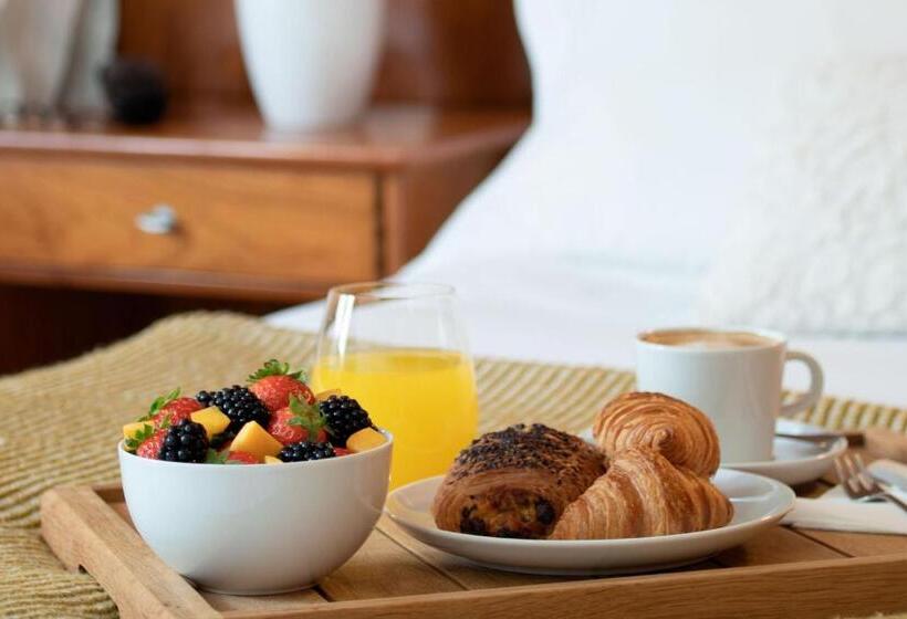 スタンダードトリプルルーム, Beratxa