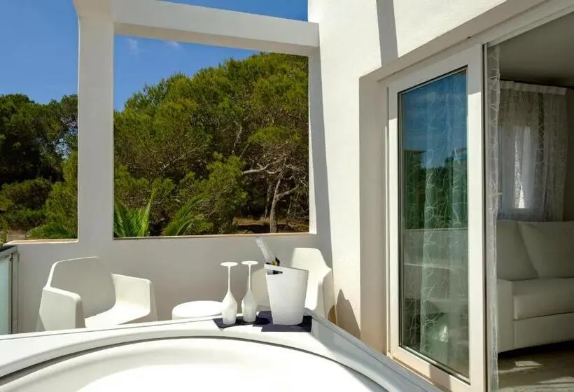 Sviitti Poreallas, Blanco Hotel Formentera