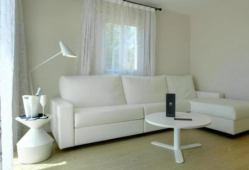 Sviitti Poreallas, Blanco Hotel Formentera