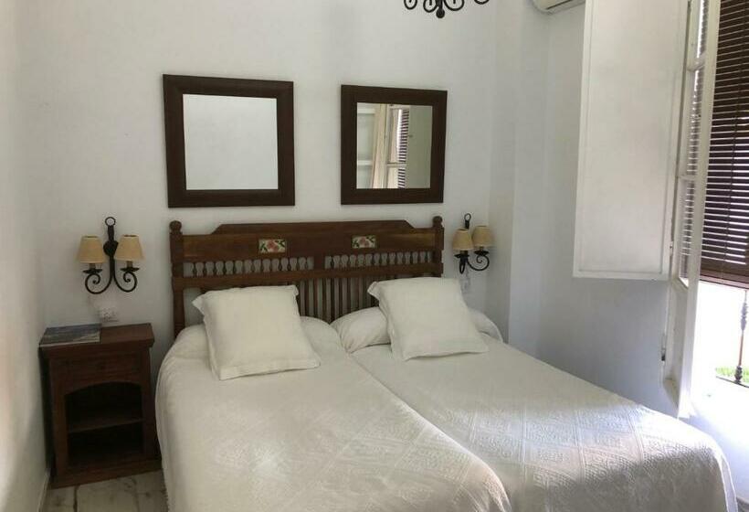 家庭间, Bodega El Moral