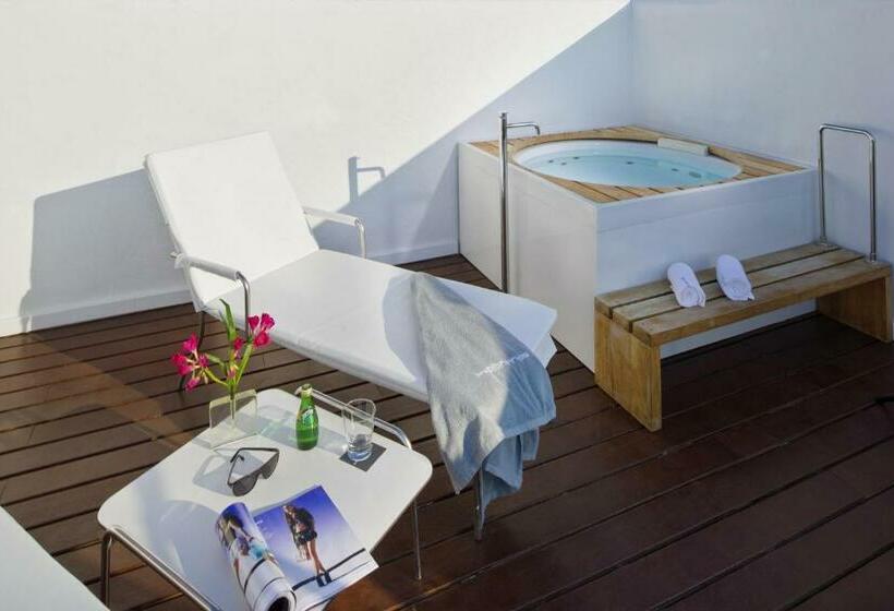 带露台的套间, Boutique Ses Pitreras