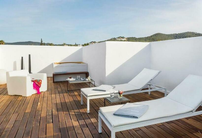 带露台的套间, Boutique Ses Pitreras