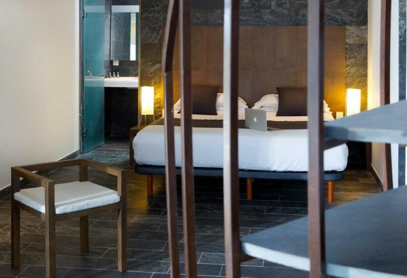 Люкс с Террасой, Boutique Ses Pitreras