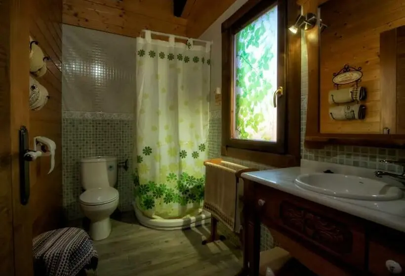 Standard Kolmen Hengen Huone, Casa Del Valle, Lodges