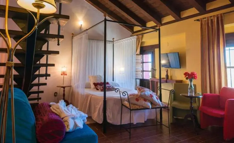 Juniorsviitti, La Casa Del Canónigo