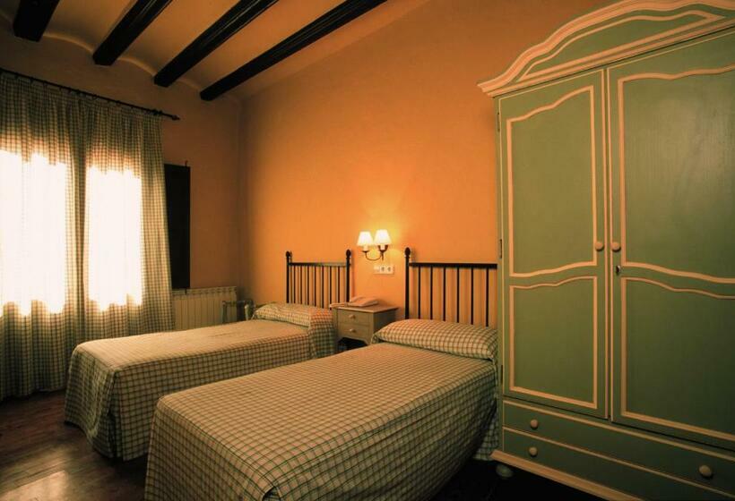 스탠다드 룸, Posada Del Almudí