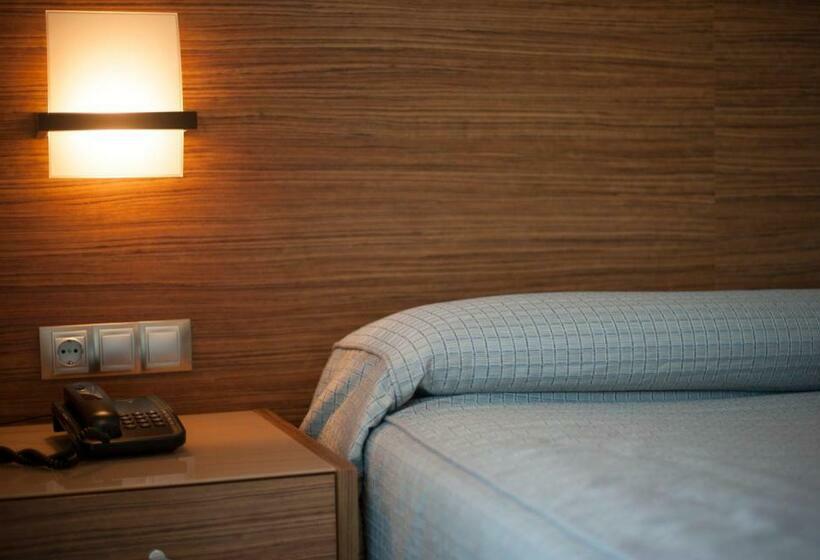 חדר סטנדרט, Restaurante Canzana