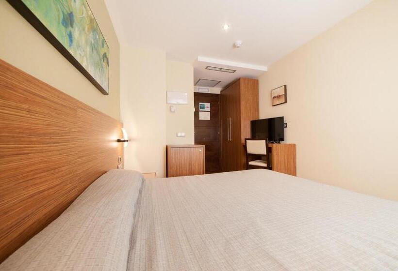 חדר סטנדרט, Restaurante Canzana