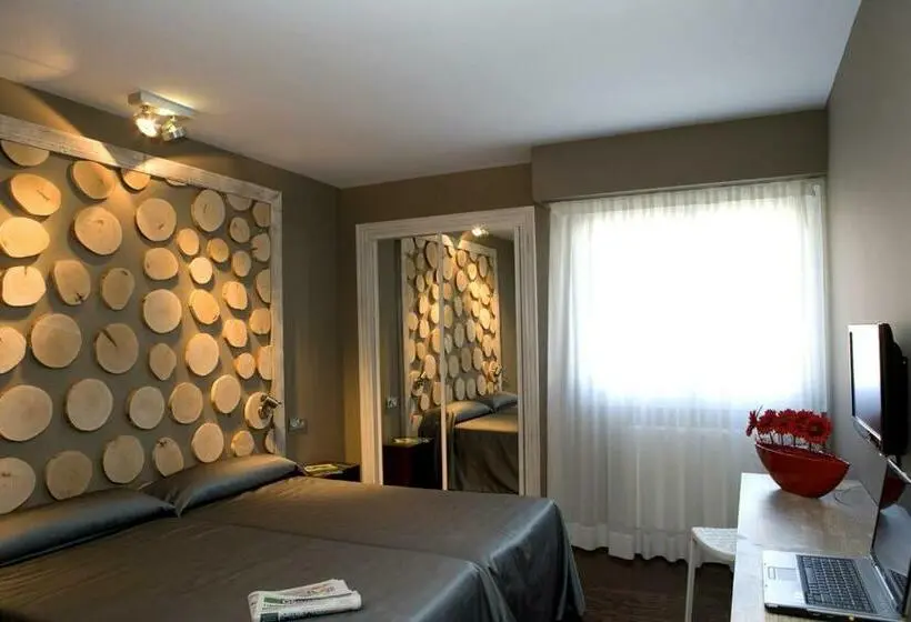 Standard-huone, Salbatoreh