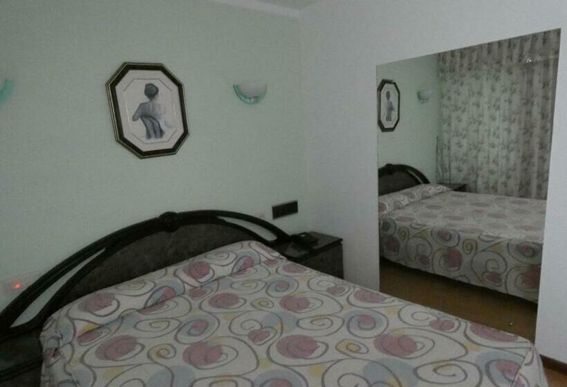Номер Economy, Motel Caldas