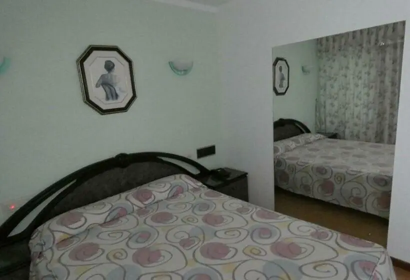 Economy-huone, Motel Caldas