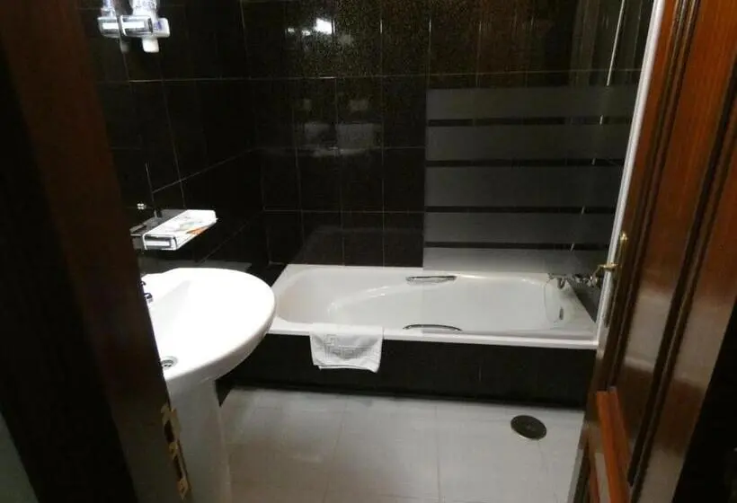 Economy-huone, Motel Caldas