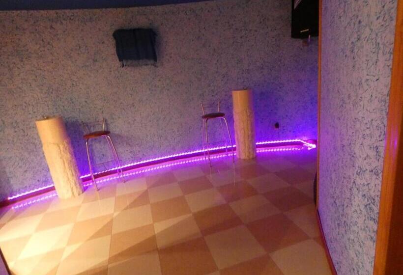Deluxe-sviitti, Motel Caldas