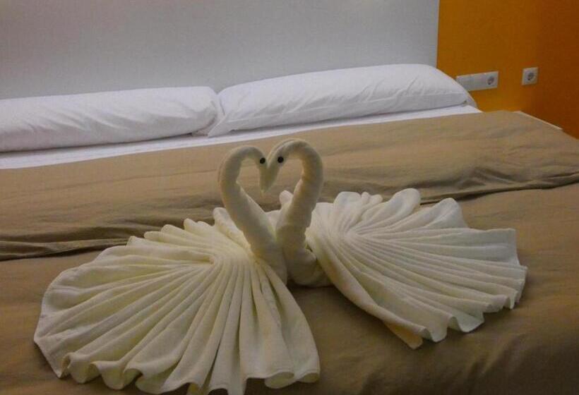 带按摩浴盆的套房, Motel Caldas