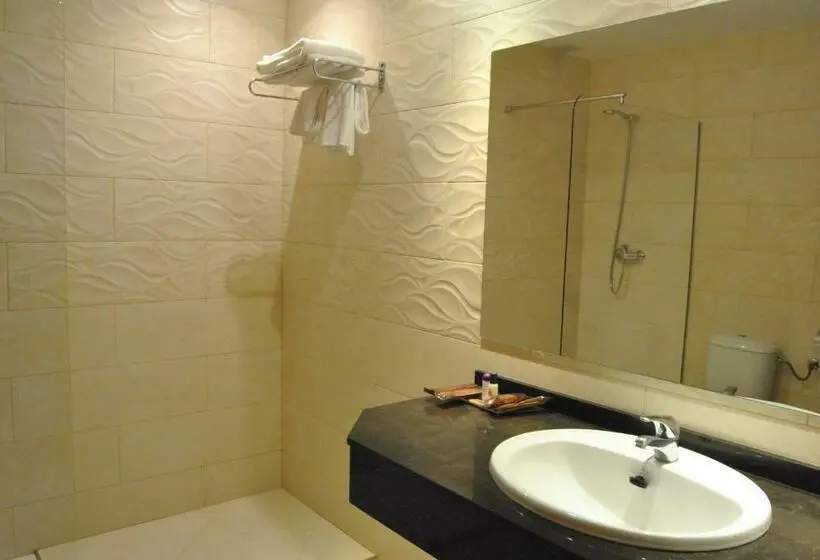 Standard-huone Puutarhanäkymä, Motel Cancun Oviedo