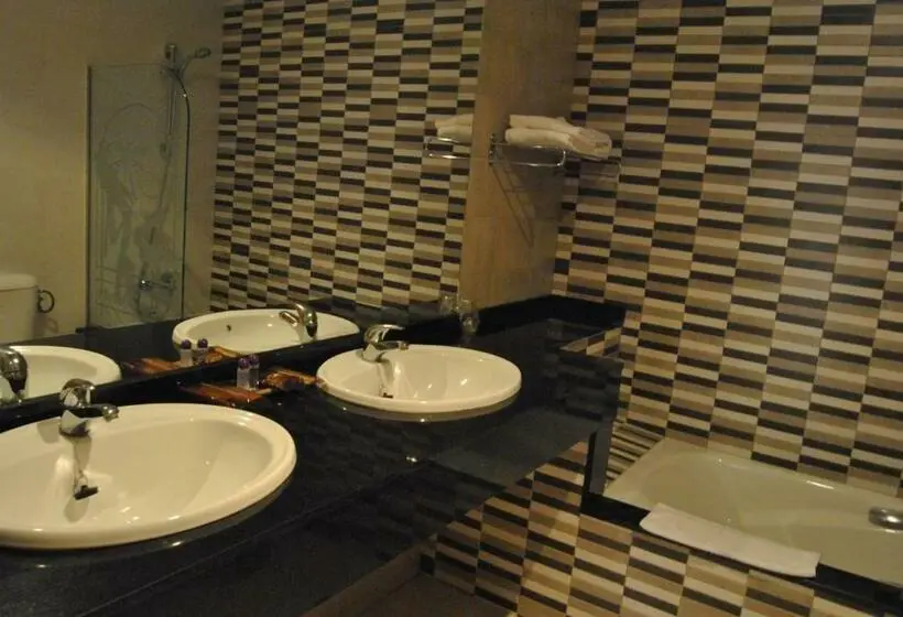 Standard-huone Puutarhanäkymä, Motel Cancun Oviedo