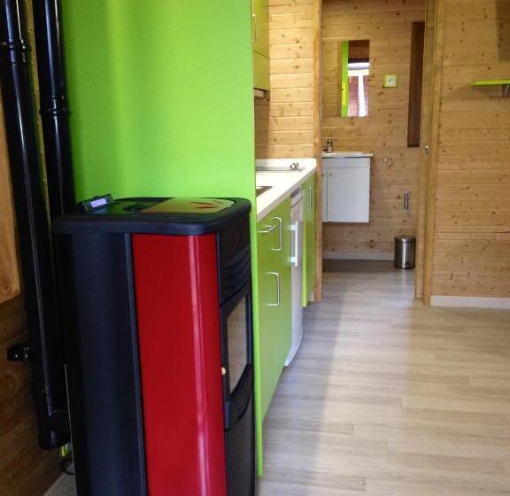 كابينة, Bungalows Verneda Mountain Resort