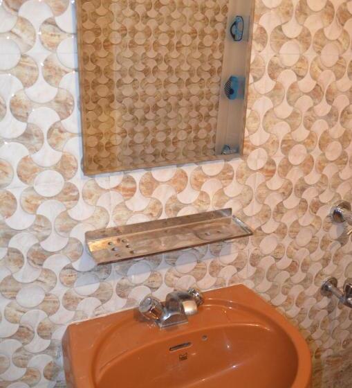 豪华房间, Centre Point Resorts And Club