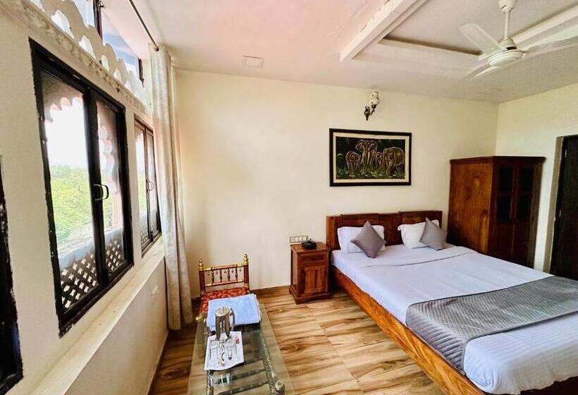 Sviitti, Empire Palace