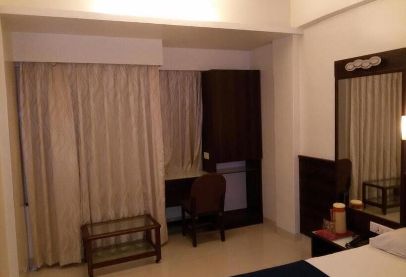 חדר סטנדרט ללא AC, Green Land Elegant