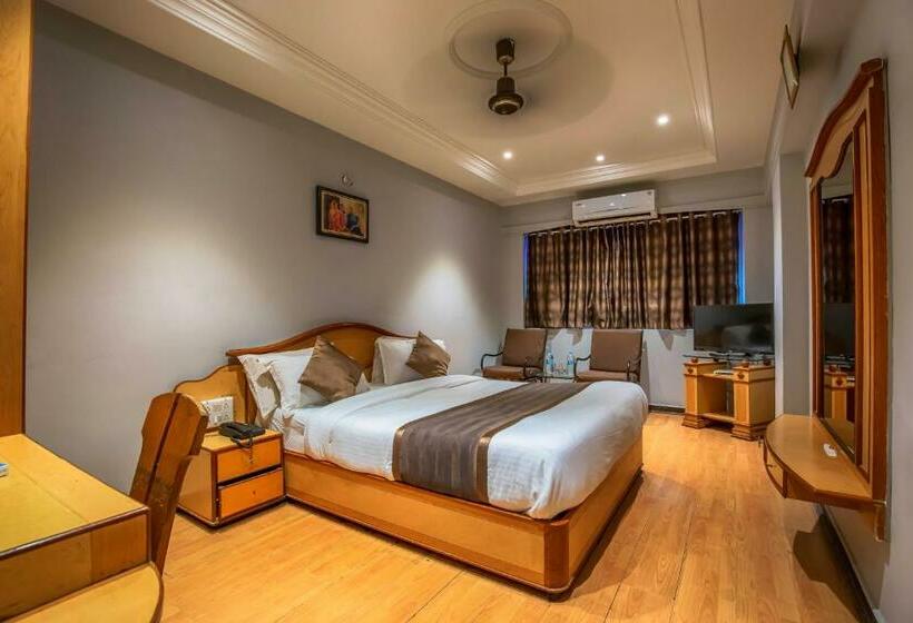 Quarto Superior, Jmc Group