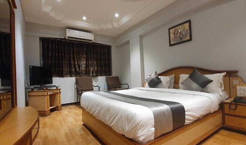 Quarto Superior, Jmc Group