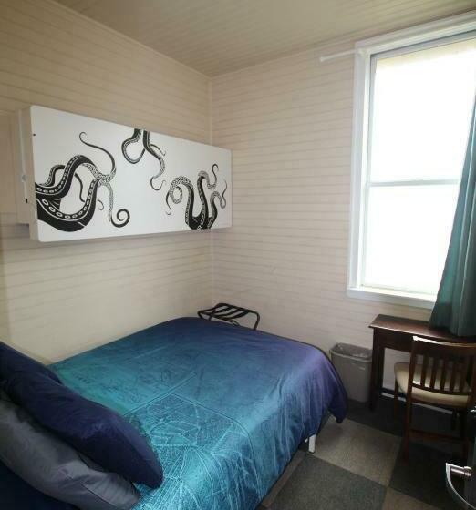 جناح, Hi Point Montara Lighthouse