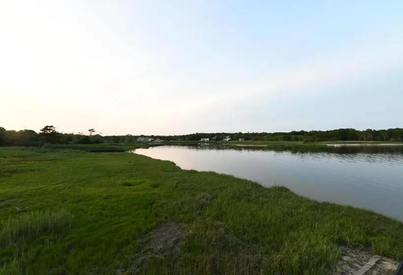 キングサイズベッドのデラックスルーム, Bayview Resort