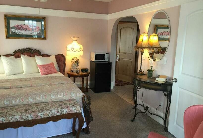 带海景的复工套房, Shorelight Inn