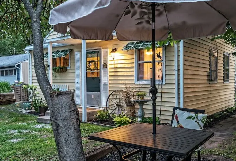 キャビン, Silver Heart Inn & Cottages
