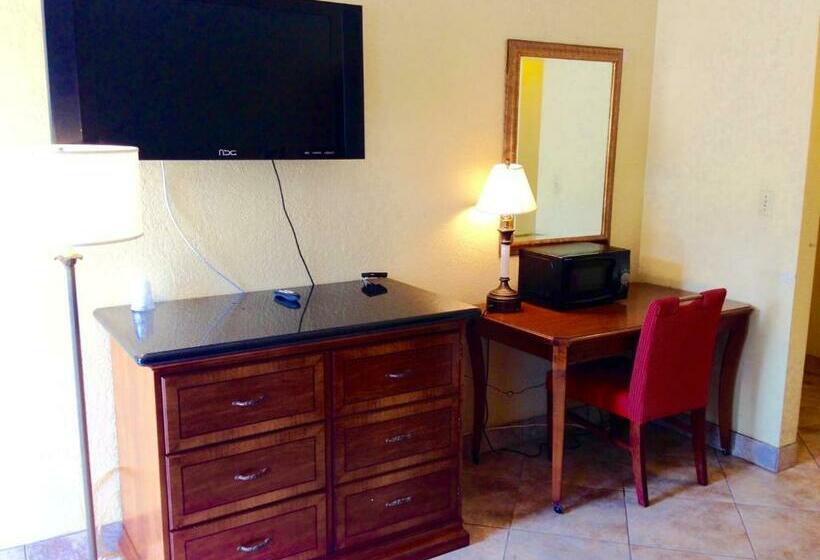 غرفة ديلوكس, Cadillac Motel