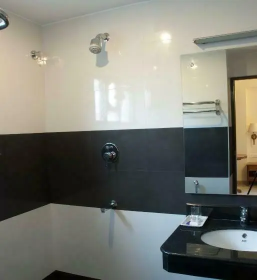 デラックスルーム, Comfort Hotels
