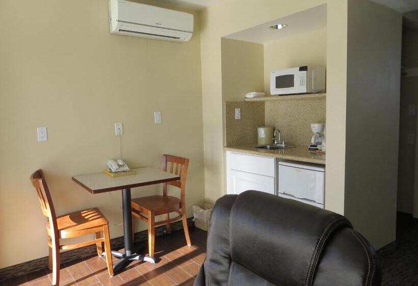 غرفة قياسية سرير كينج, Coronet Motel