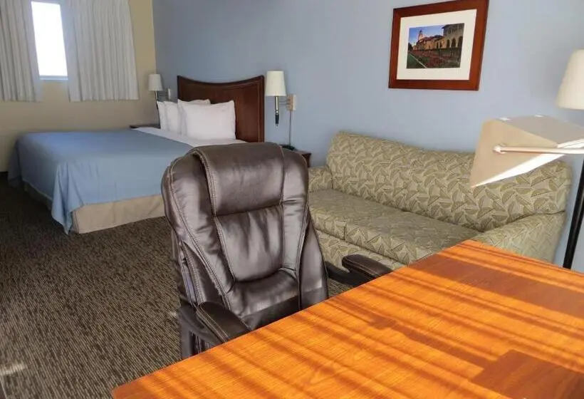 キングサイズベッドのスタンダードルーム, Coronet Motel