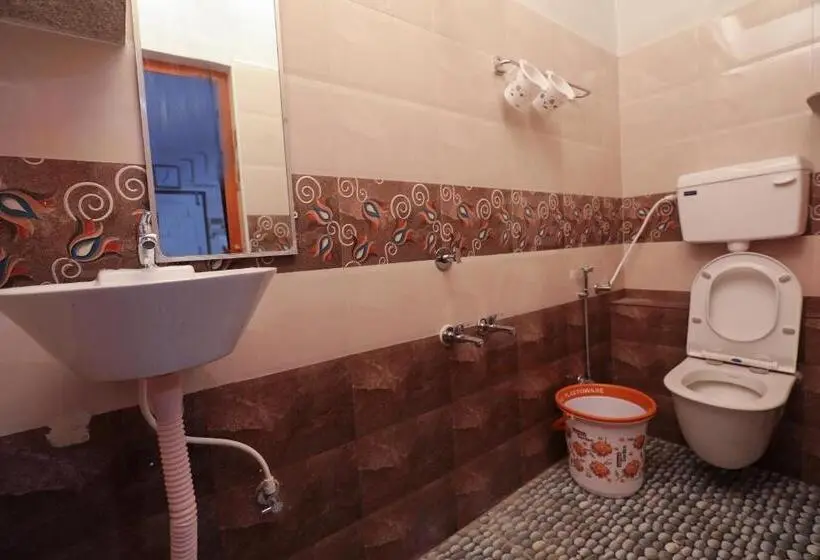 Deluxe Kolmen Hengen Huone, Laila Palace