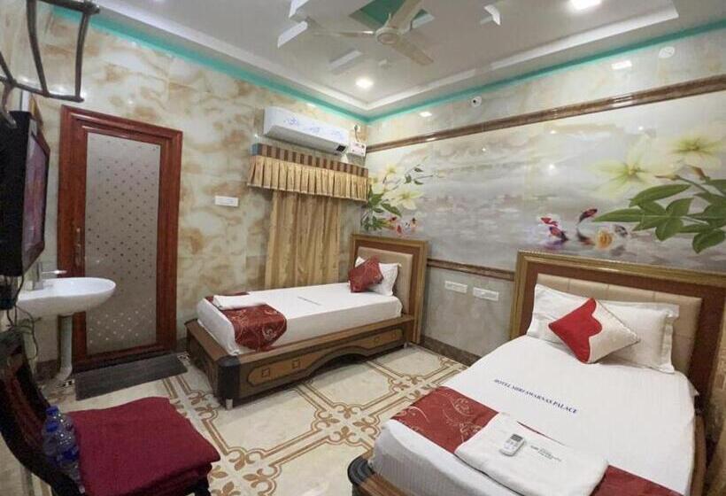 Трехместный Номер Классика, Shri Swarna S Palace   A Business Class