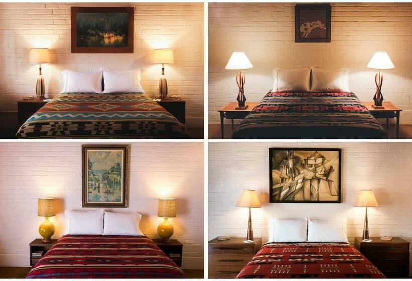 キングサイズベッドのデラックスルーム, The Downtown Clifton Hotel Tucson