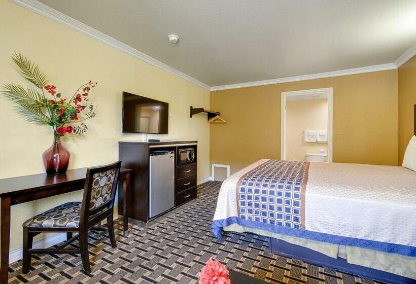 스위트 킹사이즈 침대, Hacienda Inn