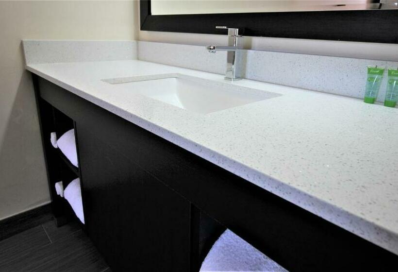 Номер Стандарт, Travel Inn Eutaw